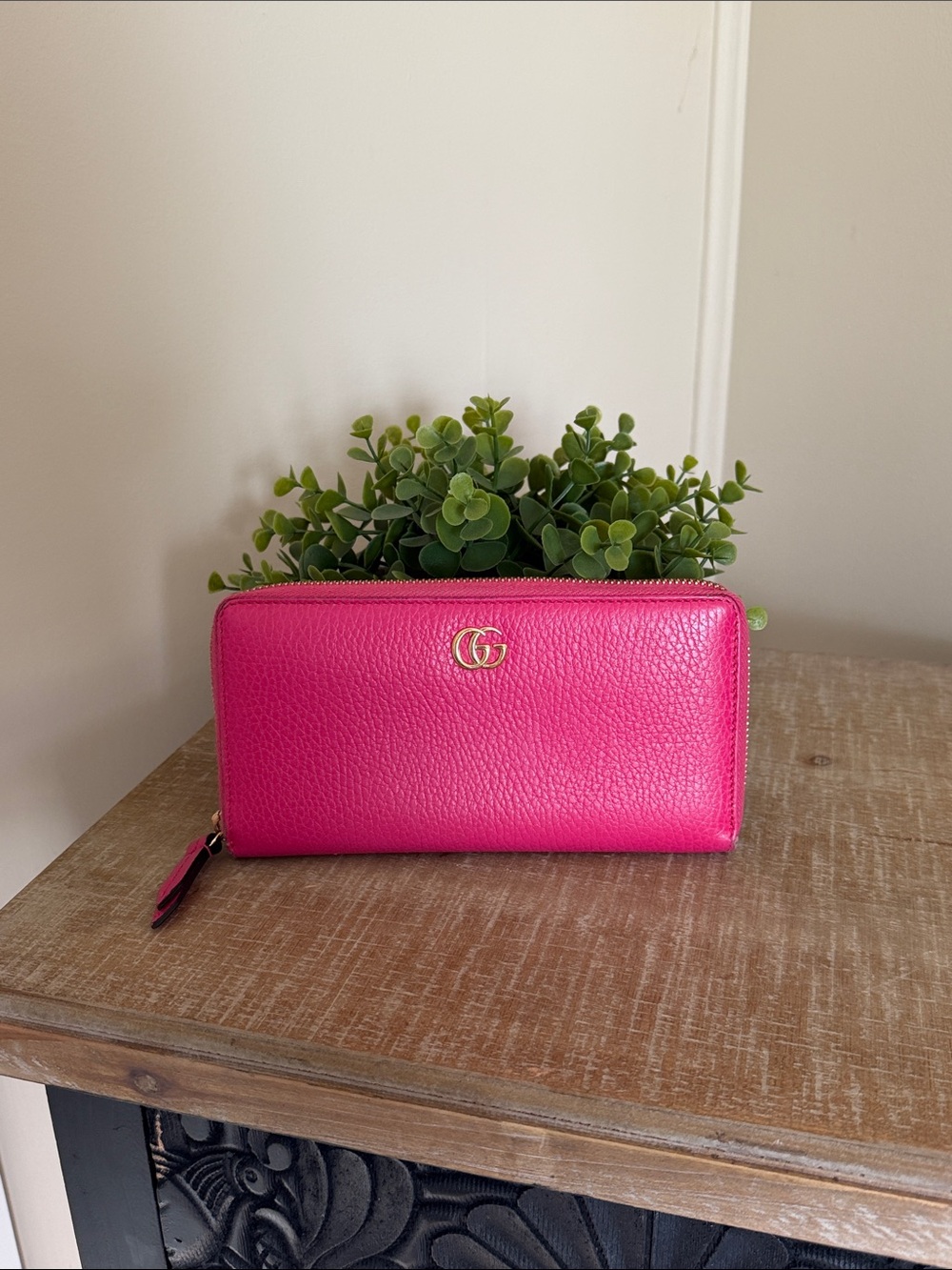Gucci Hot Pink Pebbled Leather Zip Wallet with Gold GG